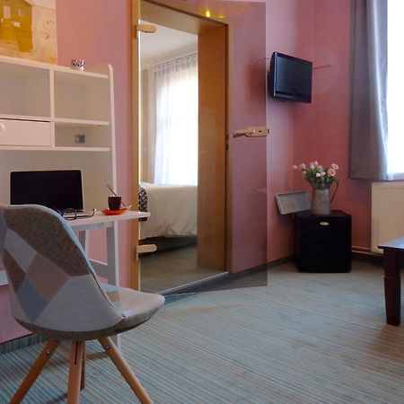 Strandhotel Villa Louisa & Appartementhaeuser Villa Josephine Und Villa Christine Juliusruh Room photo